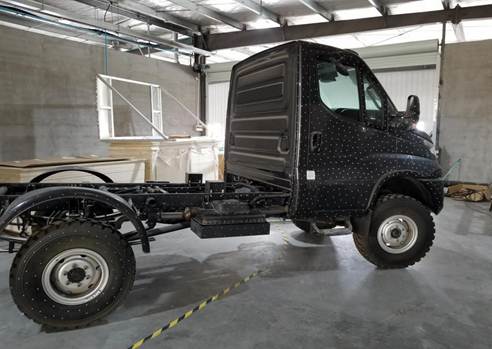 1533091299674571.jpg 三維掃描大卡車