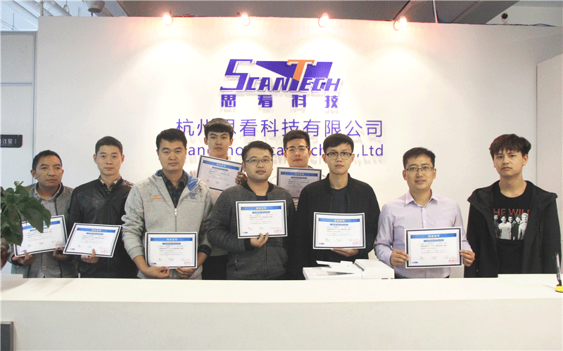 1542159774154043.gif 結(jié)業(yè)證書.gif