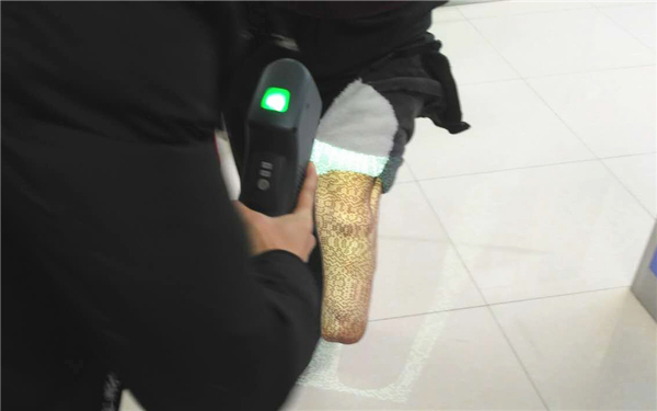 1545718958550724.jpg 腿部三維掃描.jpg