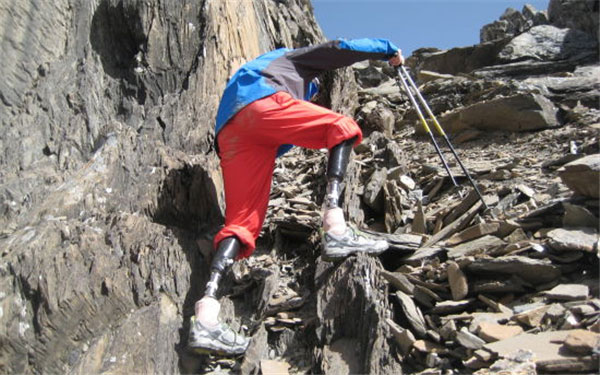 1545718981815979.jpg 腿部三維掃描儀.jpg