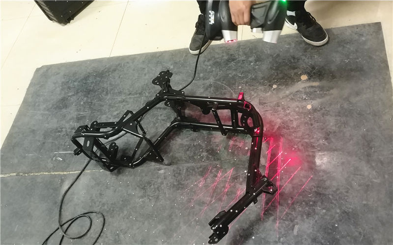 手持式三維掃描儀掃描.jpg 手持式三維掃描儀掃描.jpg